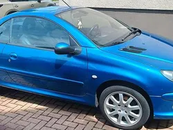 Blau Gebraucht 2003 Peugeot 206 CC Cabrio | 2.500 € (Fairer Preis)