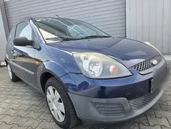 Blau Gebraucht 2006 Ford Fiesta Kleinwagen | 2.600 € (Teuer)