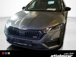 Graphitegrau metallic (metallic) Gebraucht 2023 Skoda Octavia RS Kombi | 31.440 € (Fairer Preis)