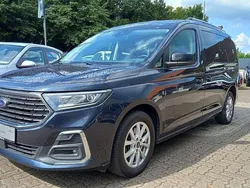 Midnight blue Gebraucht 2023 Ford Tourneo Titanium Van / Kleinbus | 29.990 € (Fairer Preis)