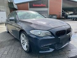 Blau Gebraucht 2012 BMW M550 M Sport Limousine | 11.799 €