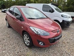Rot Gebraucht 2013 Mazda 2 Kleinwagen | 1.950 € (Etwas zu teuer)