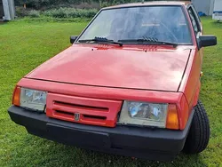Rot Gebraucht 1991 Lada Samara Kleinwagen | 6.400 €