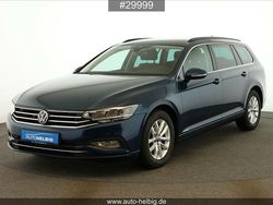 Aquamarinblau Gebraucht 2023 VW Passat Business Kombi | 24.890 € (Guter Preis)