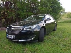 Schwarz Gebraucht 2016 Opel Insignia Innovation Kombi | 8.950 € (Fairer Preis)