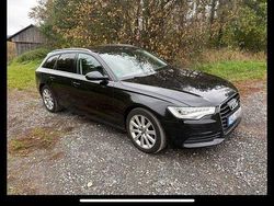 Schwarz Gebraucht 2012 Audi A6 Ambiente Kombi | 8.990 € (Superpreis)