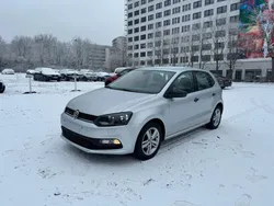 Silber Gebraucht 2015 VW Polo Trendline Kleinwagen | 4.900 € (Superpreis)