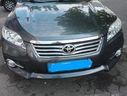 Grün Gebraucht 2010 Toyota RAV4 Life SUV | 7.300 € (Fairer Preis)