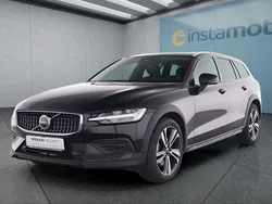 Grau Gebraucht 2023 Volvo V60 CC Kombi | 35.399 € (Superpreis)