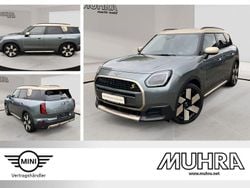 Grün Neu 2024 Mini Countryman Favoured SUV | 46.890 € (Guter Preis)