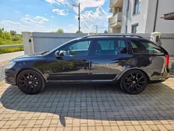Schwarz Gebraucht 2012 Skoda Octavia RS Kombi | 8.750 € (Guter Preis)