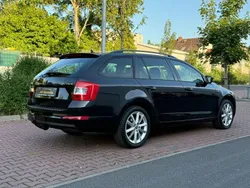 Schwarz Gebraucht 2016 Skoda Octavia Joy Kombi | 17.400 € (Teuer)