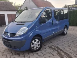 Blau Gebraucht 2014 Renault Trafic Van | 11.900 €