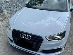 Weiß Gebraucht 2015 Audi A3 Sportback S-Line Kleinwagen | 14.000 € (Etwas zu teuer)