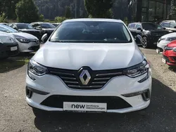 Weiß Gebraucht 2020 Renault Mégane GT Line GT-Line Limousine | 13.800 € (Fairer Preis)