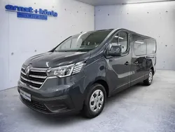 Grau Gebraucht 2023 Renault Trafic Life Van | 39.590 € (Fairer Preis)