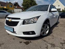 Weiß Gebraucht 2011 Chevrolet Cruze LT Kleinwagen | 6.000 € (Etwas zu teuer)