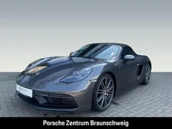 Grau Gebraucht 2024 Porsche 718 Boxster Sport Cabrio | 98.960 € (Guter Preis)
