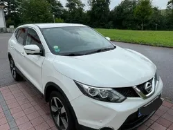 Weiß Gebraucht 2017 Nissan Qashqai N-Connecta SUV | 9.900 € (Guter Preis)