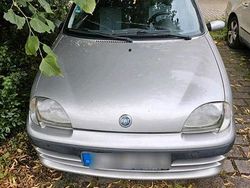 Grau Gebraucht 2003 Fiat Seicento Kleinwagen | 750 €