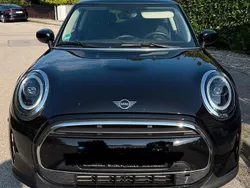 Schwarz Gebraucht 2022 Mini Cooper Essential Kleinwagen | 20.990 € (Guter Preis)