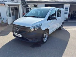 Arktikweiss Gebraucht 2022 Mercedes Vito Van / Kleinbus | 32.999 € (Teuer)