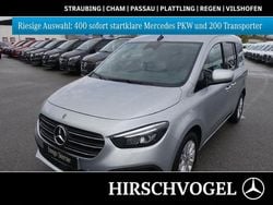 Helvinsilber metallic Gebraucht 2022 Mercedes T180 Progressive Van / Kleinbus | 25.700 € (Guter Preis)