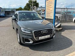 Grau Gebraucht 2017 Audi Q2 Sport SUV | 14.990 € (Fairer Preis)