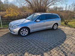 Grün Gebraucht 2008 Mercedes C220 Avantgarde Kombi | 3.999 € (Fairer Preis)