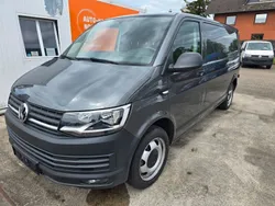 Grau Gebraucht 2018 VW T6 Van | 18.750 €