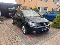 Schwarz Gebraucht 2010 VW Golf Plus Highline Van / Kleinbus | 7.500 € (Fairer Preis)
