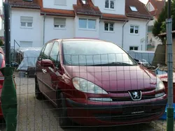Rot Gebraucht 2006 Peugeot 807 Van / Kleinbus | 1.800 € (Fairer Preis)