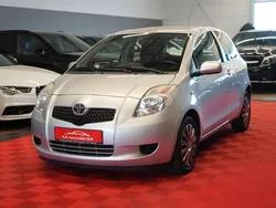 Silber Gebraucht 2007 Toyota Yaris Sol Kleinwagen | 2.950 € (Fairer Preis)