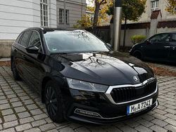 Schwarz Gebraucht 2020 Skoda Octavia First Edition Kombi | 21.000 € (Etwas zu teuer)