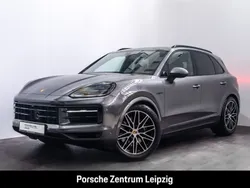 Quarzitgraumetallic Gebraucht 2023 Porsche Cayenne Sport SUV | 111.800 € (Superpreis)