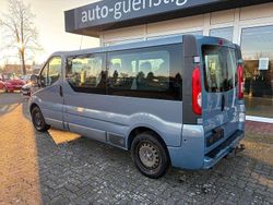 Blau Gebraucht 2014 Opel Vivaro Van / Kleinbus | 8.000 € (Guter Preis)