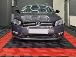 Grau Gebraucht 2014 VW Passat Edition Kombi | 9.400 € (Etwas zu teuer)