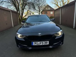 Schwarz Gebraucht 2014 BMW 320 Sport Line Limousine | 15.500 € (Fairer Preis)