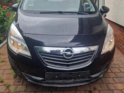Schwarz Gebraucht 2011 Opel Meriva Van / Kleinbus | 3.650 € (Guter Preis)