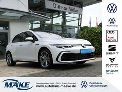 Weiß Gebraucht 2023 VW Golf VIII R-line Limousine | 33.890 € (Fairer Preis)