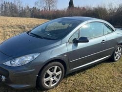 Grau Gebraucht 2009 Peugeot 307 CC Cabrio | 2.800 € (Teuer)