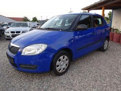 Blau Gebraucht 2009 Skoda Fabia Classic Kleinwagen | 1.700 € (Guter Preis)