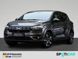 Grau Gebraucht 2024 Dacia Sandero Expression Kleinwagen | 18.490 € (Fairer Preis)