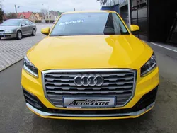 Vegasgelb Gebraucht 2019 Audi Q2 S-Line SUV | 23.999 € (Etwas zu teuer)