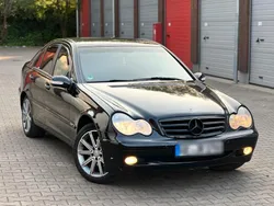 Schwarz Gebraucht 2003 Mercedes C180 Limousine | 1.800 € (Guter Preis)