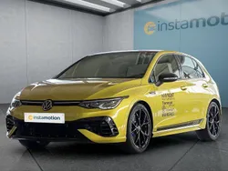 Gelb Gebraucht 2023 VW Golf VIII R Kleinwagen | 41.849 € (Guter Preis)