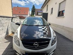 Weiß Gebraucht 2009 Opel Corsa Sport Limousine | 5.500 € (Etwas zu teuer)