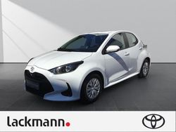 Weiss Gebraucht 2023 Toyota Yaris Comfort Kleinwagen | 15.450 € (Fairer Preis)