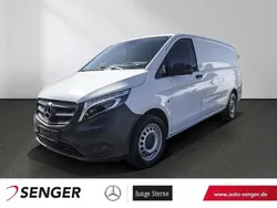 Weiß Gebraucht 2021 Mercedes Vito Van / Kleinbus | 22.551 € (Superpreis)
