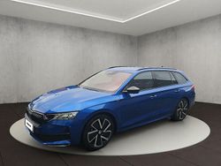Raceblau metallic Gebraucht 2024 Skoda Octavia SportLine Kombi | 33.500 € (Fairer Preis)